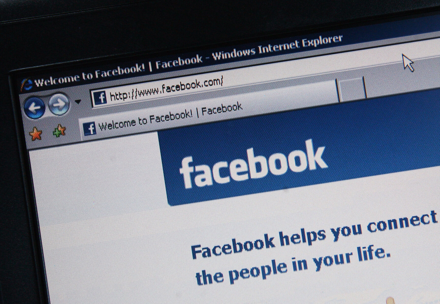 2004: Facebook